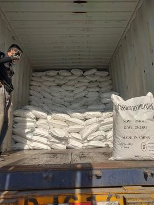 90%min 95%min CAS 1310-58-3 KOH/ / PotassiumHydroxide Used As  Desiccant, Absorbent, Potassium Soap